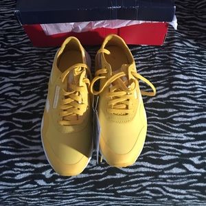 Reebox Classic Nylon Casual Mustard Sneakers